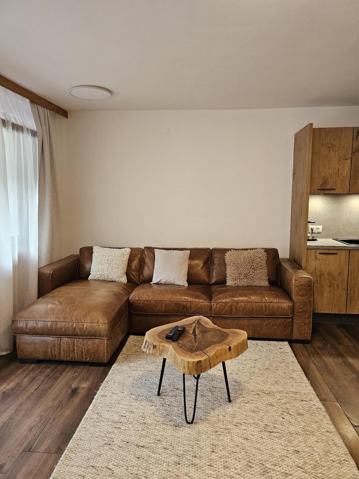 Cozy In Apartment